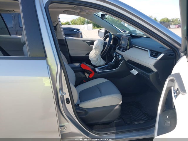 Toyota Rav4 Xle Premium 2019 2T3C1RFV5KC023436 Image 5
