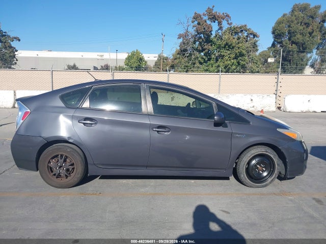2013 Toyota Prius Three მანქანა იყიდება აუქციონზე, vin: JTDKN3DU9D1718333, აუქციონის ნომერი: 46236481