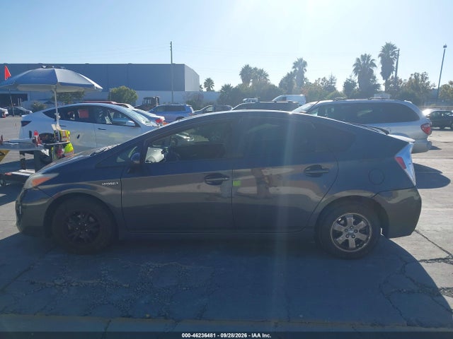 2013 Toyota Prius Three მანქანა იყიდება აუქციონზე, vin: JTDKN3DU9D1718333, აუქციონის ნომერი: 46236481