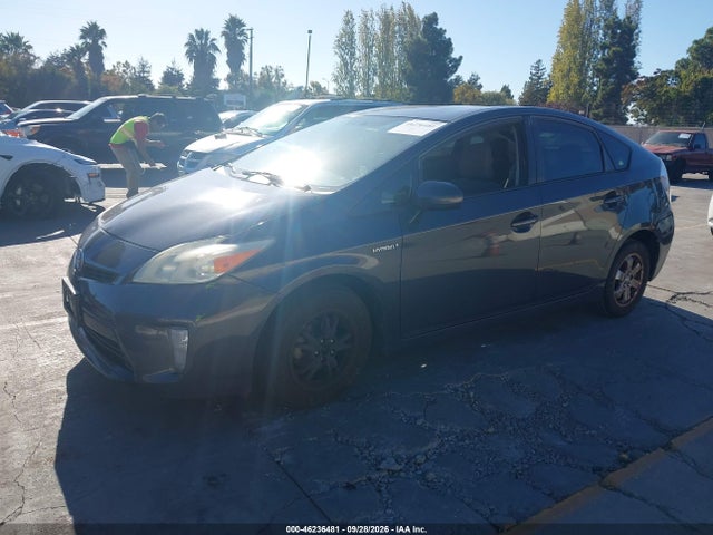 2013 Toyota Prius Three მანქანა იყიდება აუქციონზე, vin: JTDKN3DU9D1718333, აუქციონის ნომერი: 46236481