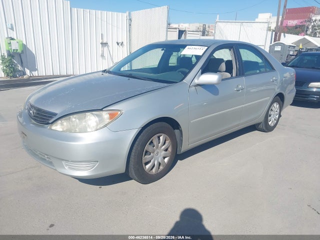 Продажа на аукционе авто 2005 Toyota Camry Le, vin: 4T1BE32K65U983465, номер лота: 46236514