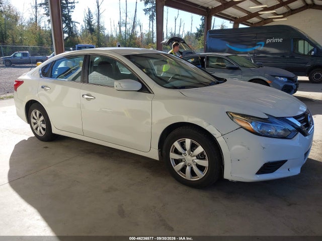 1N4AL3AP8HN352207 Nissan Altima 2.5 S