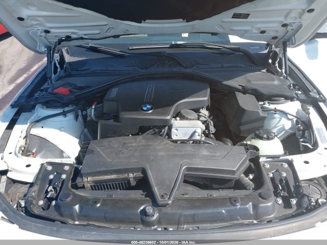 46236602 :رقم المزاد ، WBA3B1C57EK134677 vin ، 2014 Bmw 320i مزاد بيع