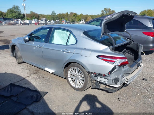 46236662 :رقم المزاد ، 4T1B11HK3JU507479 vin ، 2018 Toyota Camry Xle مزاد بيع