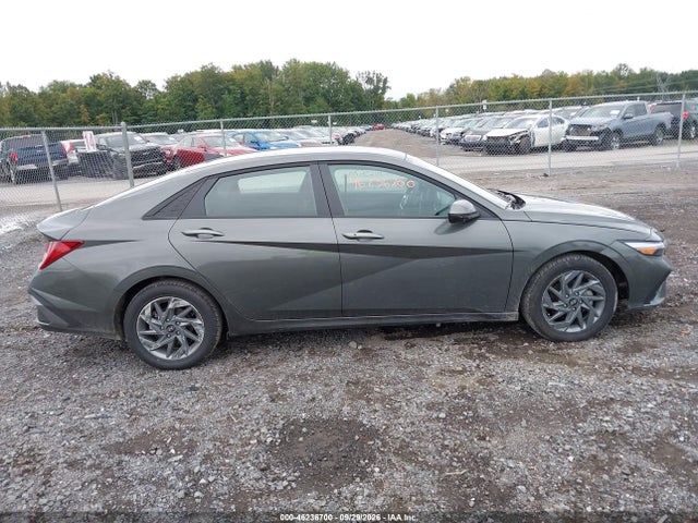 2026 Hyundai Elantra Hybrid Blue მანქანა იყიდება აუქციონზე, vin: KMHLM4DJ3TU209513, აუქციონის ნომერი: 46236700