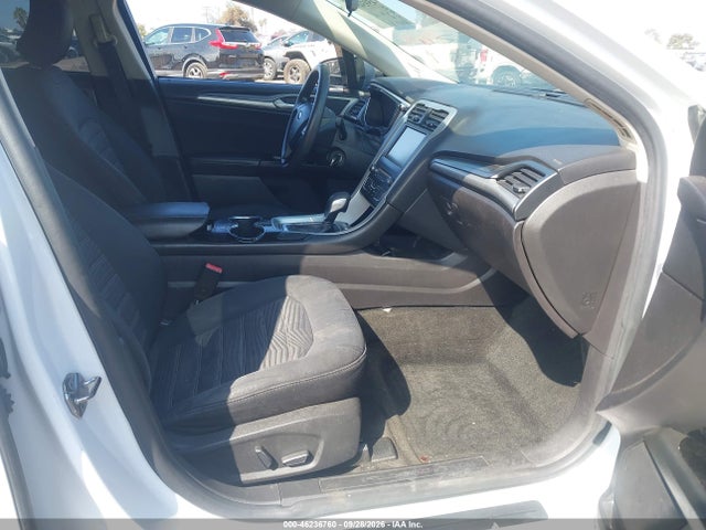 3FA6P0H75GR225456 Ford FUSION SE
