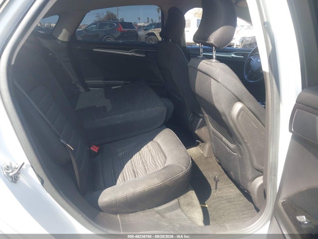 3FA6P0H75GR225456 Ford FUSION SE