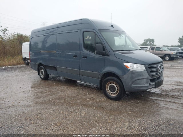46236791 :رقم المزاد ، WD4PF1CDXKP138923 vin ، 2019 Mercedes-benz Sprinter 2500 High Roof V6 مزاد بيع