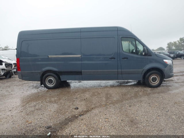 46236791 :رقم المزاد ، WD4PF1CDXKP138923 vin ، 2019 Mercedes-benz Sprinter 2500 High Roof V6 مزاد بيع