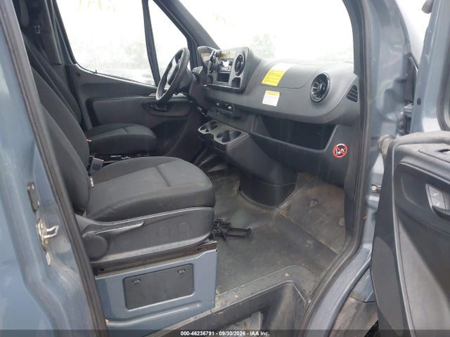 46236791 :رقم المزاد ، WD4PF1CDXKP138923 vin ، 2019 Mercedes-benz Sprinter 2500 High Roof V6 مزاد بيع