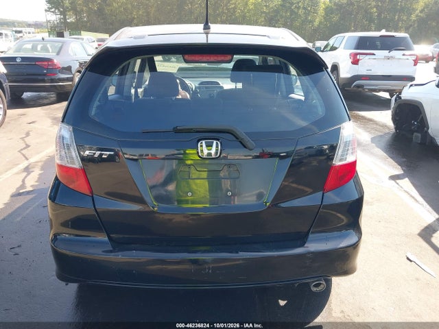 46236824 :رقم المزاد ، JHMGE8H50BC017928 vin ، 2011 Honda Fit Sport مزاد بيع