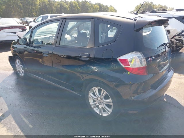 46236824 :رقم المزاد ، JHMGE8H50BC017928 vin ، 2011 Honda Fit Sport مزاد بيع