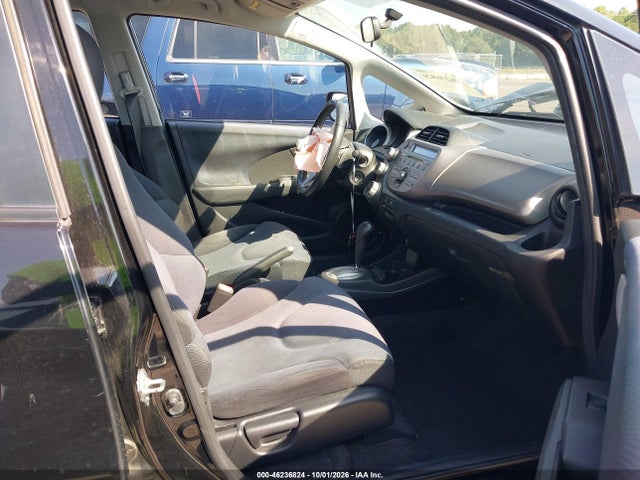 46236824 :رقم المزاد ، JHMGE8H50BC017928 vin ، 2011 Honda Fit Sport مزاد بيع