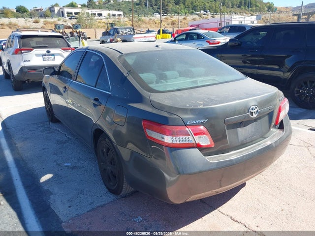 46236830 :رقم المزاد ، 4T1BF3EK7BU139651 vin ، 2011 Toyota Camry Le مزاد بيع
