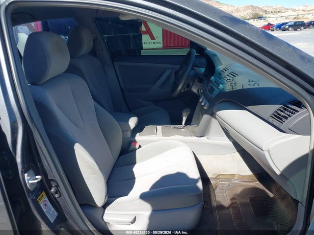 46236830 :رقم المزاد ، 4T1BF3EK7BU139651 vin ، 2011 Toyota Camry Le مزاد بيع