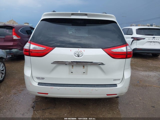 5TDYZ3DCXHS842898 Toyota Sienna Limited Premium 7 Passenger
