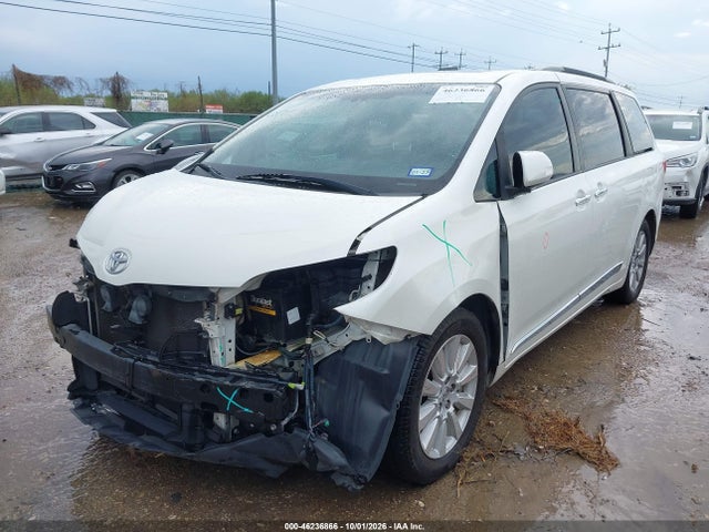 5TDYZ3DCXHS842898 Toyota Sienna Limited Premium 7 Passenger