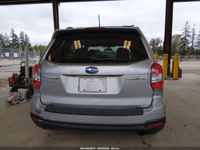 Subaru Forester 2.5i Limited 2015 JF2SJAKC0FH580106 Image 17
