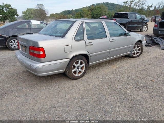 Aukcja sprzedaży 1999 Volvo S70 Glt, vin: YV1LS56D3X1589574, numer aukcji: 46236888