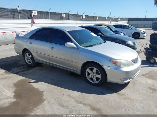 2003 Toyota Camry Le V6 მანქანა იყიდება აუქციონზე, vin: 4T1BF32K73U044920, აუქციონის ნომერი: 46236912