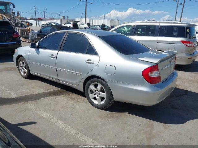 2003 Toyota Camry Le V6 მანქანა იყიდება აუქციონზე, vin: 4T1BF32K73U044920, აუქციონის ნომერი: 46236912