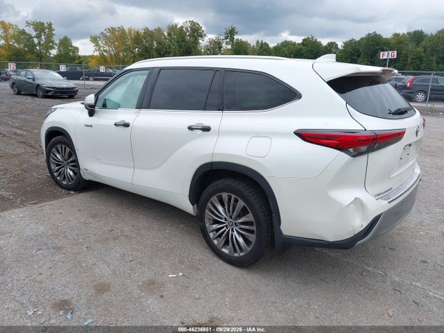 2021 Toyota Highlander Hybrid Platinum მანქანა იყიდება აუქციონზე, vin: 5TDEBRCH9MS016447, აუქციონის ნომერი: 46236951