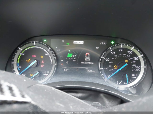 2021 Toyota Highlander Hybrid Platinum მანქანა იყიდება აუქციონზე, vin: 5TDEBRCH9MS016447, აუქციონის ნომერი: 46236951