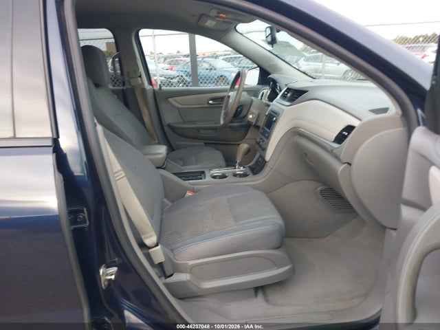 Auction sale of the 2015 Chevrolet Traverse Ls, vin: 1GNKRFKD4FJ308834, lot number: 46237048