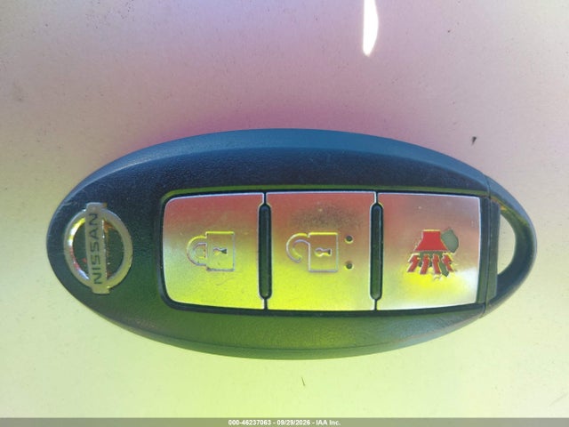 46237063 :رقم المزاد ، JN8AE2KP7B9003735 vin ، 2011 Nissan Quest S مزاد بيع