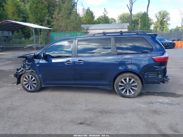46237088 :رقم المزاد ، 5TDDZ3DC7JS200790 vin ، 2018 Toyota Sienna Xle Premium 7 Passenger مزاد بيع