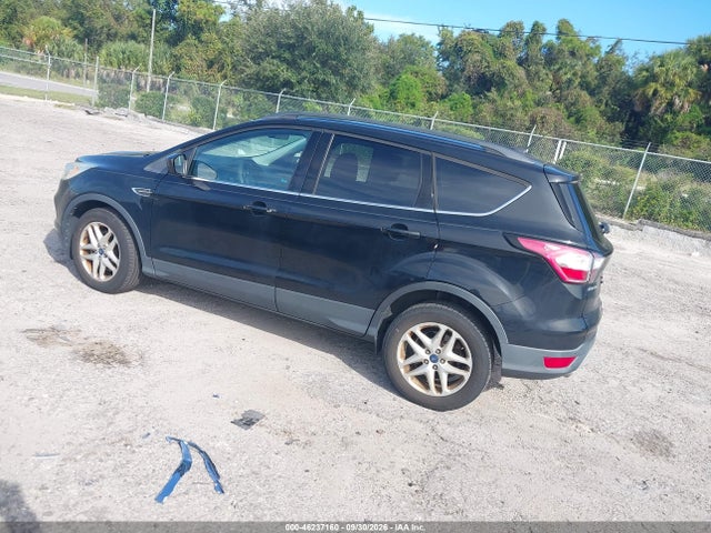 Продаж на аукціоні авто 2017 Ford Escape Se, vin: 1FMCU9GD5HUC44547, номер лоту: 46237160