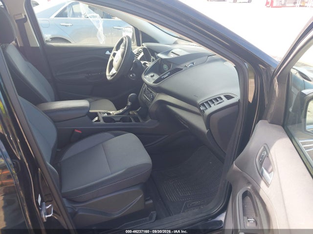 Продаж на аукціоні авто 2017 Ford Escape Se, vin: 1FMCU9GD5HUC44547, номер лоту: 46237160