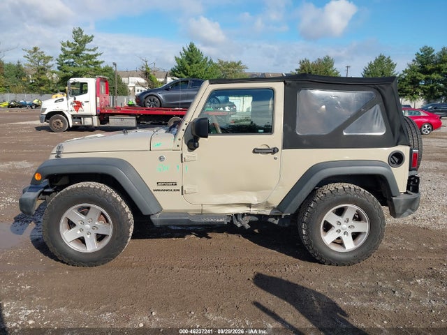 2017 Jeep Wrangler Sport 4x4 მანქანა იყიდება აუქციონზე, vin: 1C4AJWAG2HL574142, აუქციონის ნომერი: 46237241
