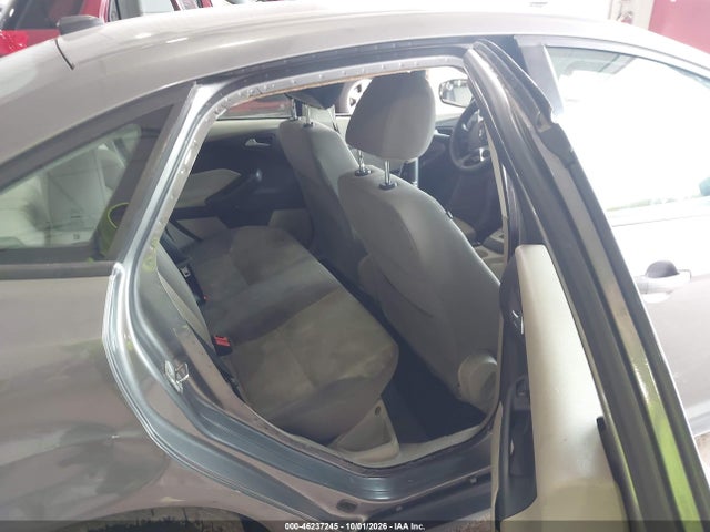 46237245 :رقم المزاد ، 1FADP3F26DL292500 vin ، 2013 Ford Focus Se مزاد بيع