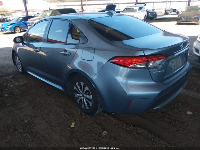 Toyota Corolla Hybrid Le 2021 JTDEAMDE5MJ018655 Image 3