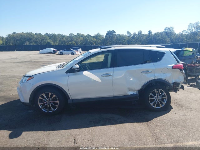 Продажа на аукционе авто 2017 Toyota Rav4, vin: 3TMDFREV3HJ154303, номер лота: 46237292