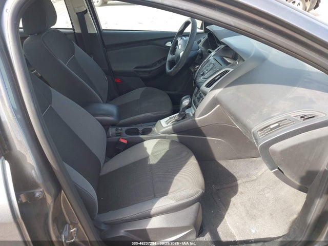 46237294 :رقم المزاد ، 1FADP3F27EL418851 vin ، 2014 Ford Focus Se مزاد بيع