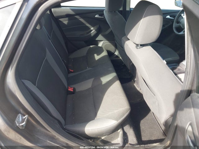 46237294 :رقم المزاد ، 1FADP3F27EL418851 vin ، 2014 Ford Focus Se مزاد بيع