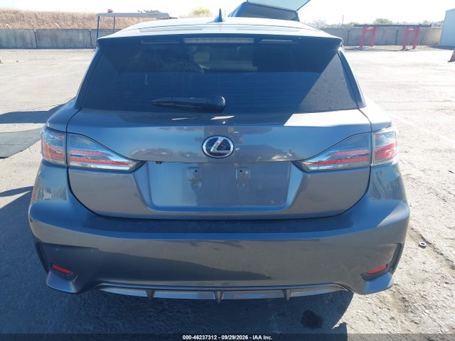 JTHKD5BH3F2250468 Lexus CT 200H