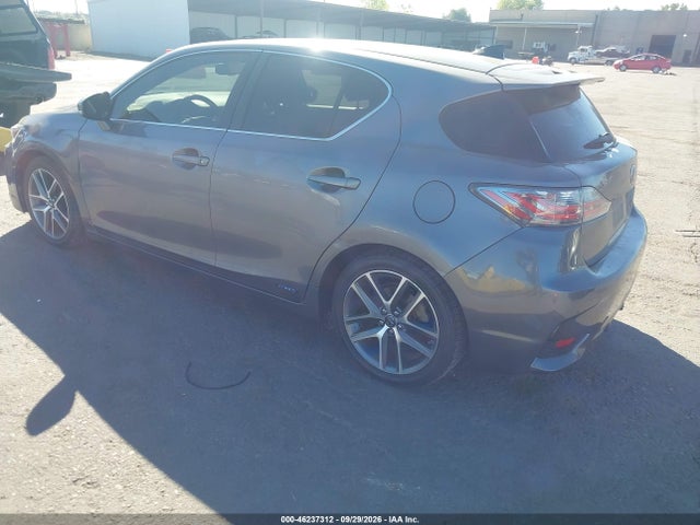 JTHKD5BH3F2250468 Lexus CT 200H
