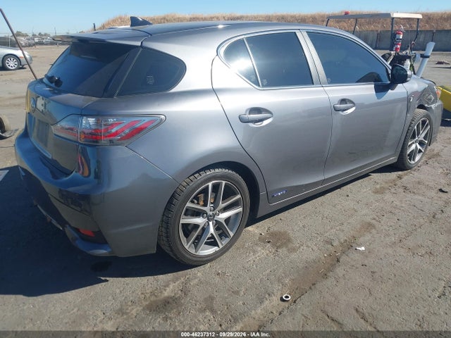 JTHKD5BH3F2250468 Lexus CT 200H