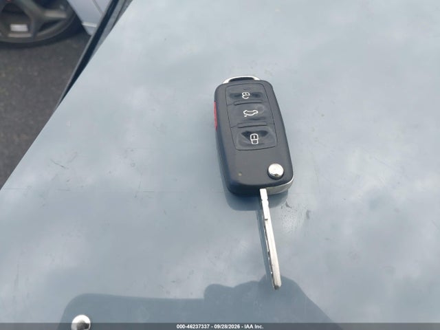 46237337 :رقم المزاد ، 3VWF17ATXEM641005 vin ، 2014 Volkswagen Beetle 1.8t Entry مزاد بيع