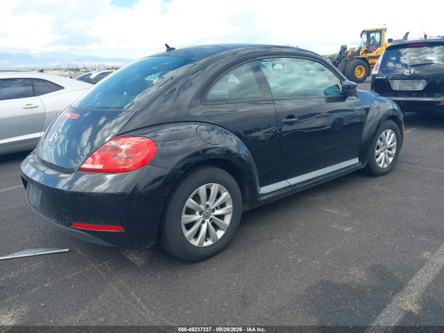 46237337 :رقم المزاد ، 3VWF17ATXEM641005 vin ، 2014 Volkswagen Beetle 1.8t Entry مزاد بيع
