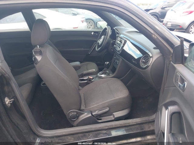 46237337 :رقم المزاد ، 3VWF17ATXEM641005 vin ، 2014 Volkswagen Beetle 1.8t Entry مزاد بيع