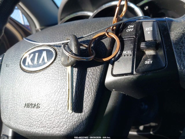 2011 Kia Sorento Lx მანქანა იყიდება აუქციონზე, vin: 5XYKTDA19BG091135, აუქციონის ნომერი: 46237402