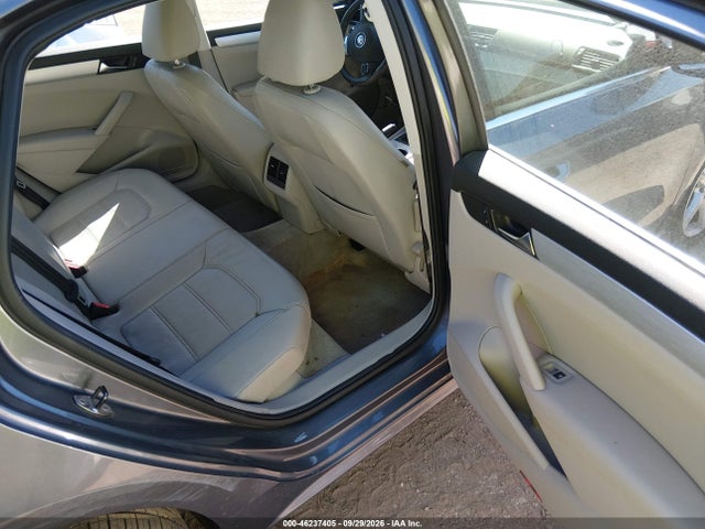 Продаж на аукціоні авто 2013 Volkswagen Passat 2.5l Se, vin: 1VWBP7A37DC020883, номер лоту: 46237405