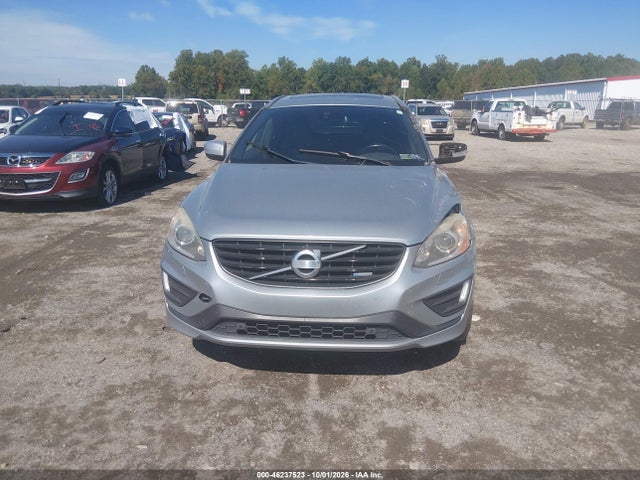 2015 Volvo Xc60 T6 R-design Platinum მანქანა იყიდება აუქციონზე, vin: YV4902RH5F2566466, აუქციონის ნომერი: 46237523