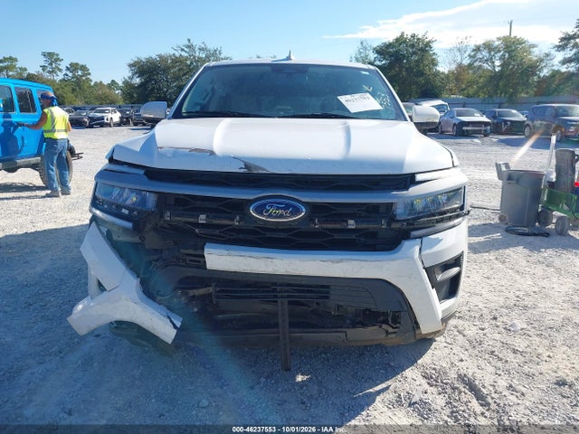 Продажа на аукционе авто 2022 Ford Expedition Xlt, vin: 1FMJU1HT1NEA46424, номер лота: 46237553