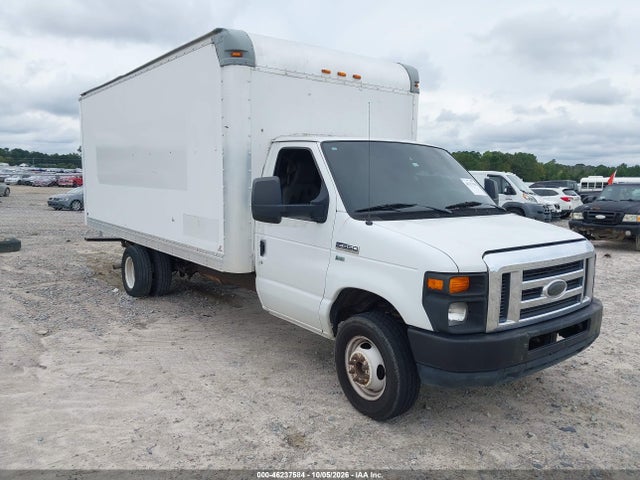 Продажа на аукционе авто 2015 Ford E-350 Cutaway, vin: 1FDWE3FL2FDA04692, номер лота: 46237584