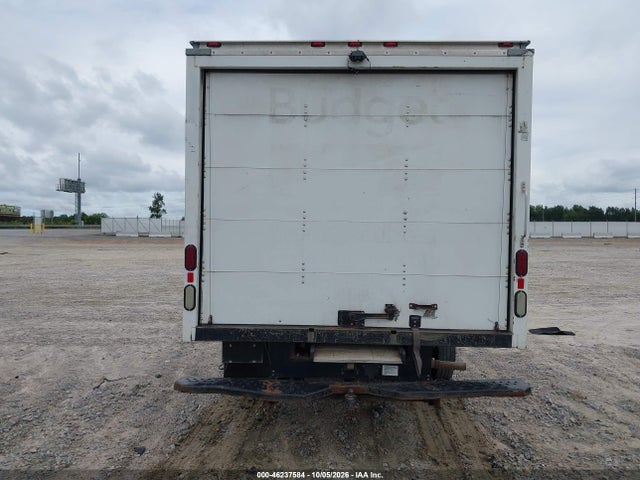 Продажа на аукционе авто 2015 Ford E-350 Cutaway, vin: 1FDWE3FL2FDA04692, номер лота: 46237584